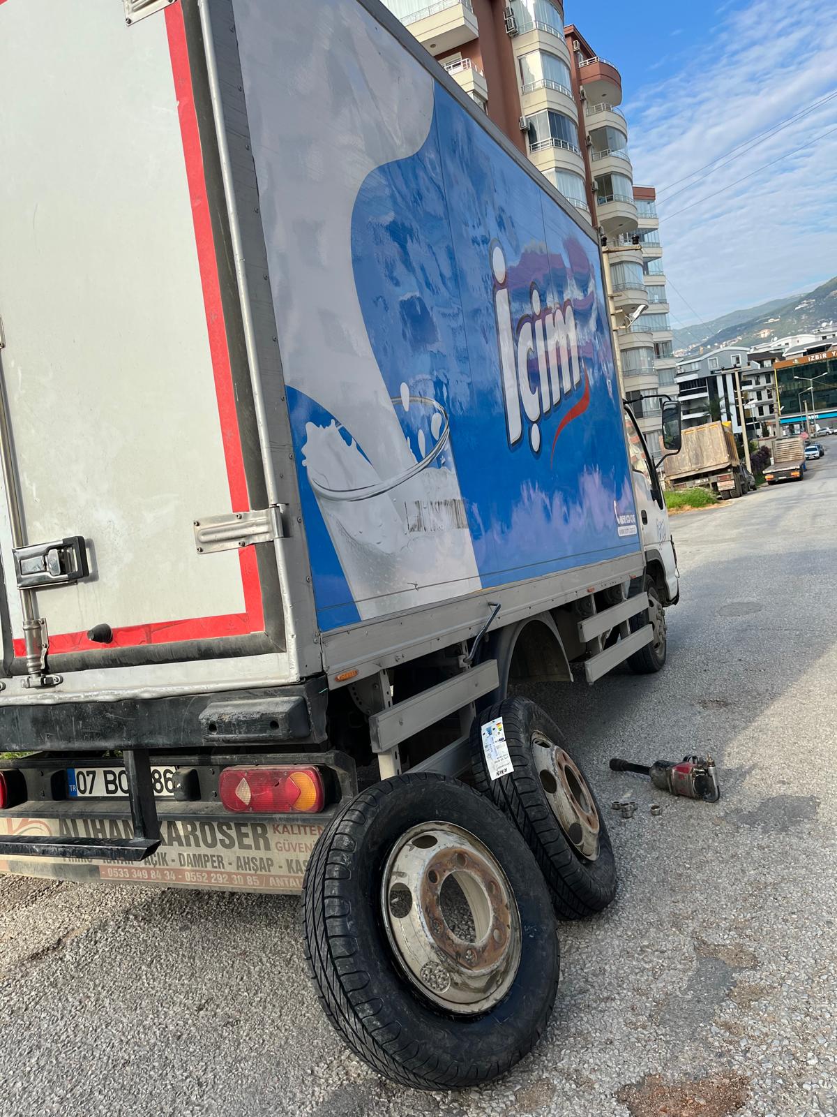 Alanya En Yakin Lastikci Saha Calismasi 4