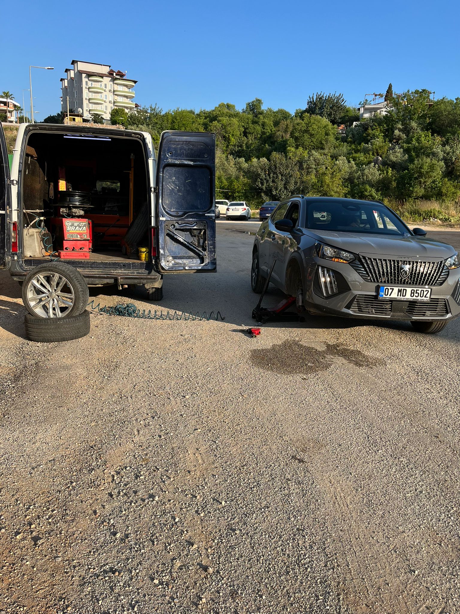 Alanya Oto Lastik Tamiri Saha Calismasi 20